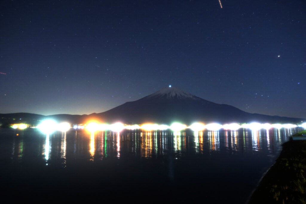 富士に沈むシリウス