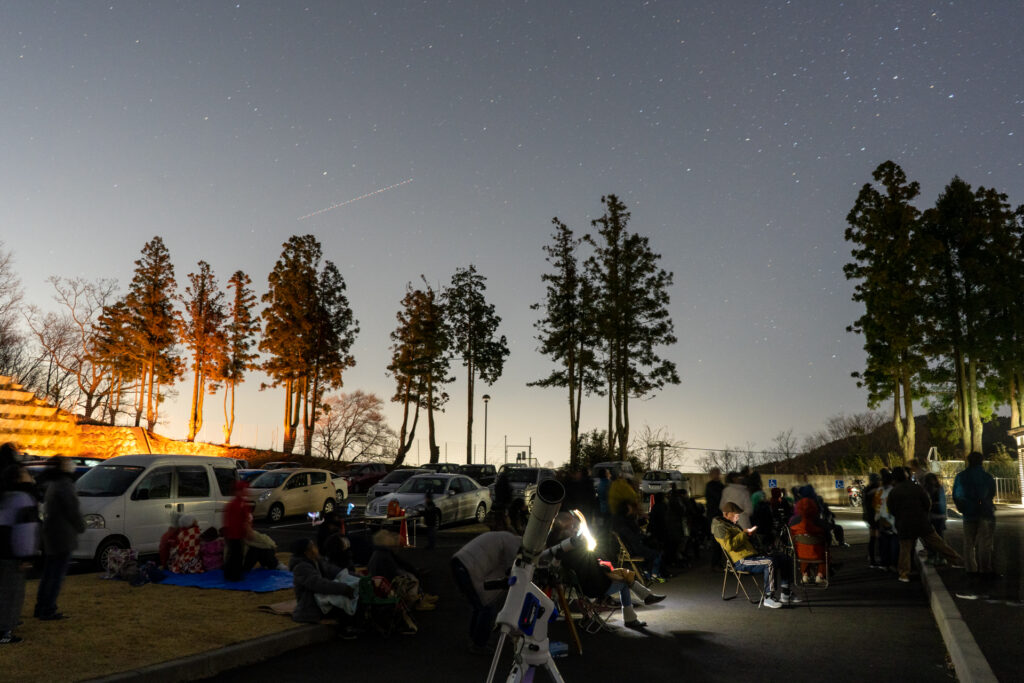 県立つぶらの公園での星を見る会