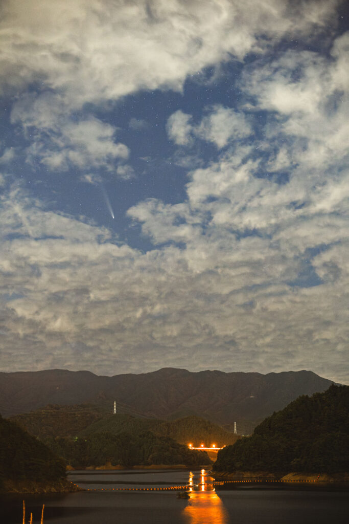 紫金山・アトラス彗星