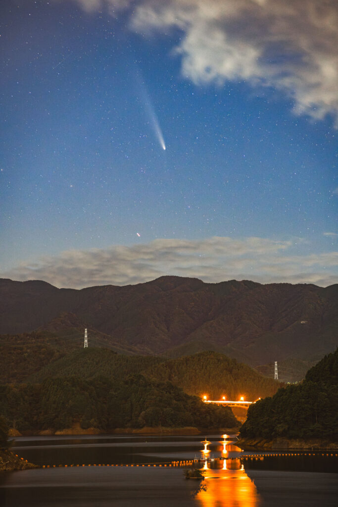 紫金山・アトラス彗星